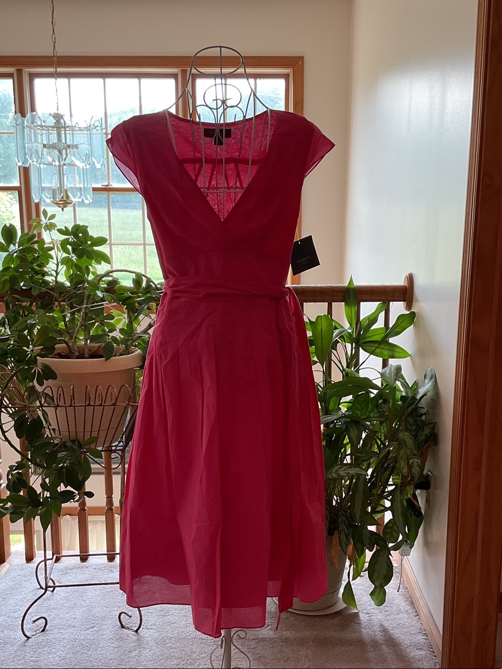 Liz Claiborne Fuchsia V-Neck Cap Sleeve Midi Dress Size 8 NWT